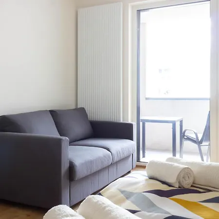 As Apartman Bella S Loggiou A Bezplatnym Vnutornym Parkovanim 科希策 外观 照片